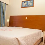 Clube Vau 17 By Atlantichotels - Al Portimão