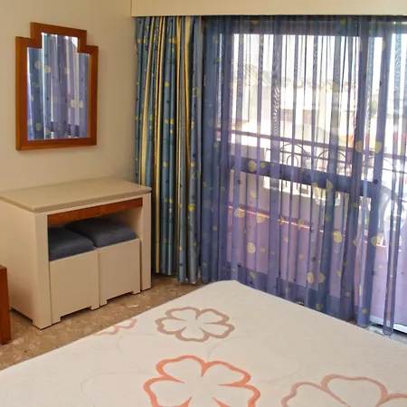 Clube Vau 17 By Atlantichotels - Al 3* Portimão